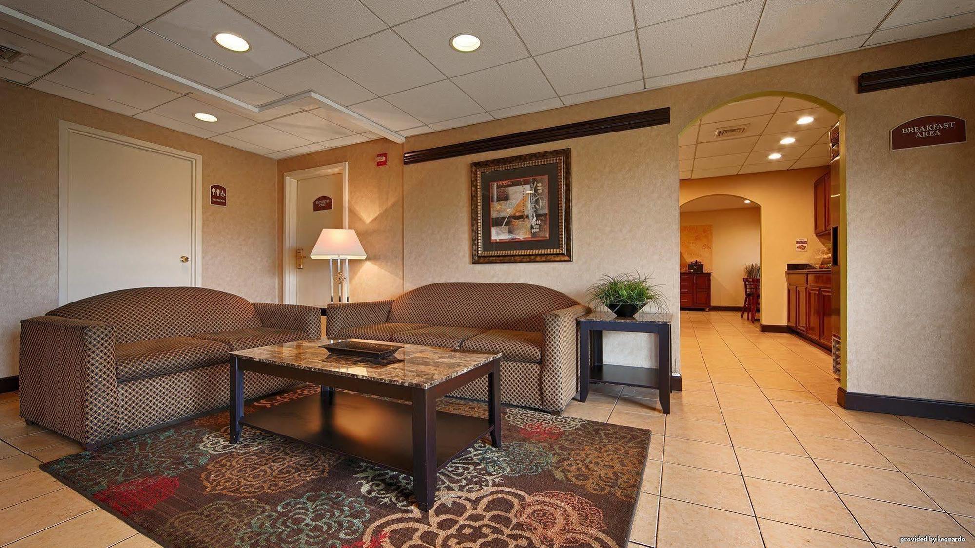 Surestay Hotel By Best Western East Brunswick Exteriér fotografie